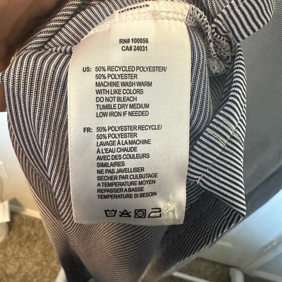 Woman’s‎ Fast Food Polo Shirt Size Medium Work Kitchen Business Casual NWOT - Picture 7 of 7